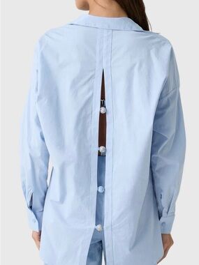 Baobab Collection Light Blue Back-Slit Poplin Blouse